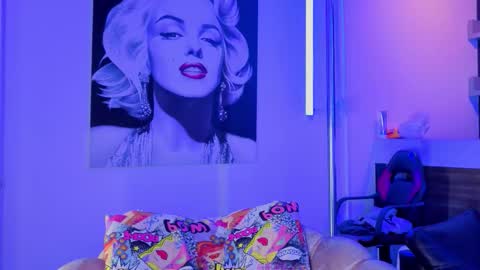 Nova Salvatore online show from March 25, 2026, 2:50 am