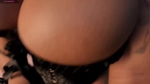 Snapshot of nova_swan chatting on February 17, 2025, 7:42 pm NOVA online show from February 17, 2025, 7:42 pm