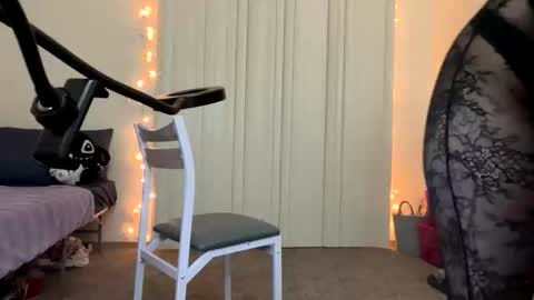 novahh_syxxx online show from January 19, 2026, 7:45 am