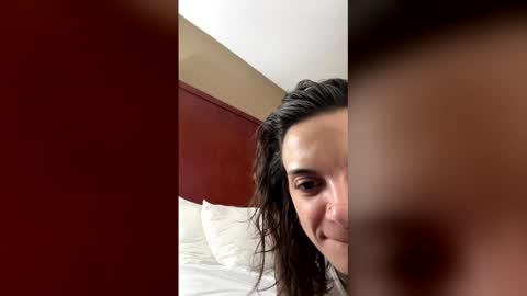 Snapshot of novannearckey chatting on March 3, 2026, 11:16 am Nova Anne online show from March 3, 2026, 11:16 am