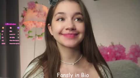 Dina online show from October 24, 2025, 1:24 am