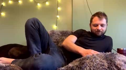 nsy57528 online show from November 10, 2025, 9:03 pm