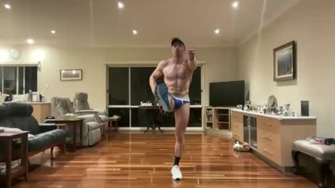 Snapshot of nudedudesmall27 chatting on May 25, 2026, 9:37 am NudeDudeSmall online show from May 25, 2026, 9:37 am