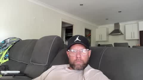 nudemoto online show from December 17, 2025, 10:38 pm