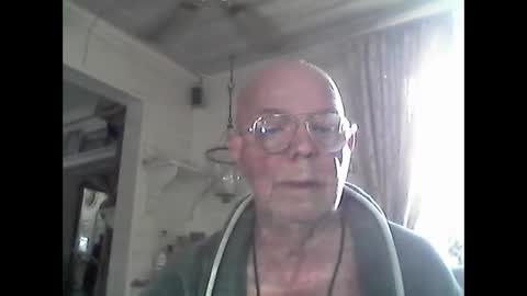 Haky online show from April 25, 2026, 5:32 am