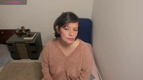 nuit_rose online show from October 1, 2025, 2:28 am