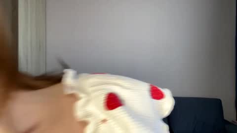 Snapshot of numberscommons chatting on April 12, 2026, 7:24 am Odelina online show from April 12, 2026, 7:24 am