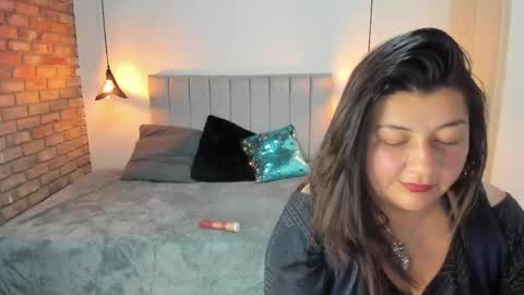 NURY FOX online show from April 11, 2026, 8:13 pm