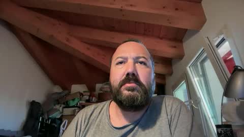 Snapshot of nutelloso79 chatting on October 24, 2025, 6:21 am Nutelloso online show from October 24, 2025, 6:21 am