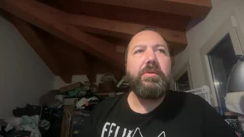 Snapshot of nutelloso79 chatting on December 16, 2025, 7:24 am Nutelloso online show from December 16, 2025, 7:24 am