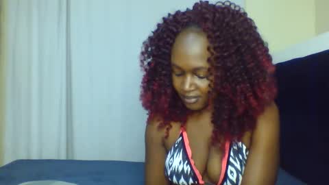 nutgal online show from November 17, 2025, 4:57 pm