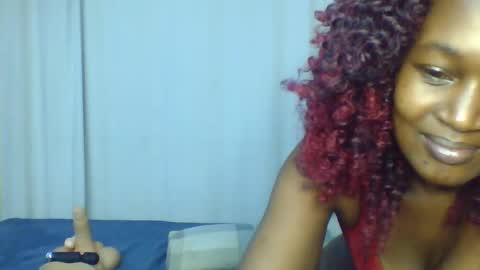 nutgal online show from November 21, 2025, 7:29 am