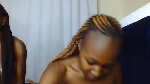 nutgal online show from April 14, 2026, 11:49 am