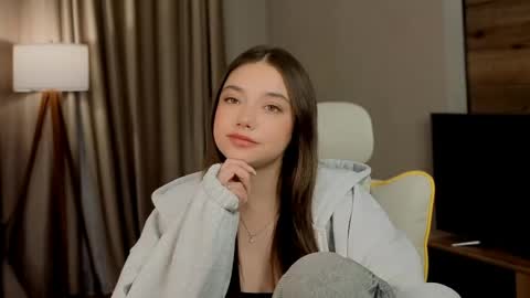 Rachel online show from June 3, 2026, 8:03 pm