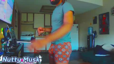 Check the links online show from September 13, 2025, 2:17 pm