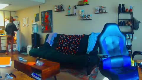 Check the links online show from January 6, 2026, 4:00 pm