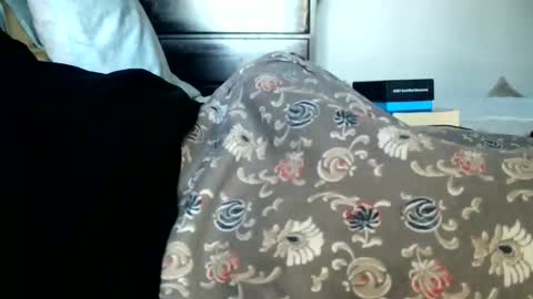 KN online show from October 17, 2025, 4:53 pm