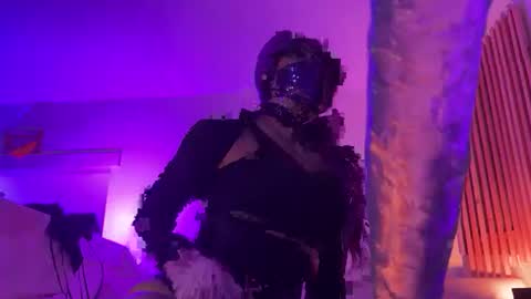 Snapshot of nykki_knyx chatting on February 2, 2026, 8:35 am Nykki Knyx online show from February 2, 2026, 8:35 am