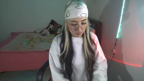 Frida online show from November 7, 2025, 5:29 am