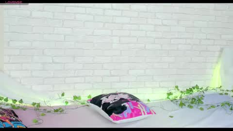 Snapshot of nymphalean chatting on February 20, 2026, 1:33 pm Kat online show from February 20, 2026, 1:33 pm