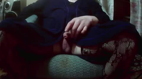 nyunyu1981 online show from February 14, 2026, 3:36 am