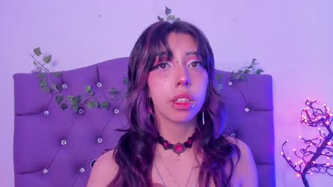   online show from December 3, 2024, 2:05 pm