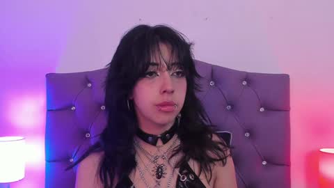   online show from January 17, 2025, 9:50 pm