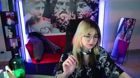 Nyx online show from June 8, 2026, 7:25 pm