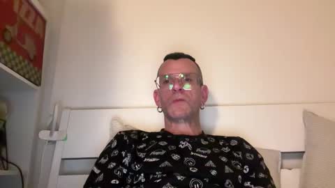 Jonathan Deep online show from March 5, 2026, 1:56 am