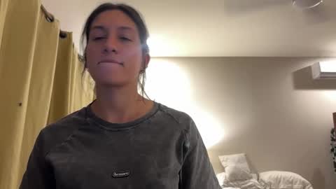 Snapshot of oaqua_sakur chatting on March 31, 2026, 3:30 am Nancy online show from March 31, 2026, 3:30 am