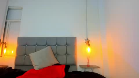 Snapshot of oasis_ossa chatting on December 8, 2024, 5:39 am Lyam online show from December 8, 2024, 5:39 am