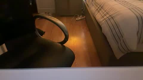 obiwand653040 online show from October 23, 2025, 6:02 am