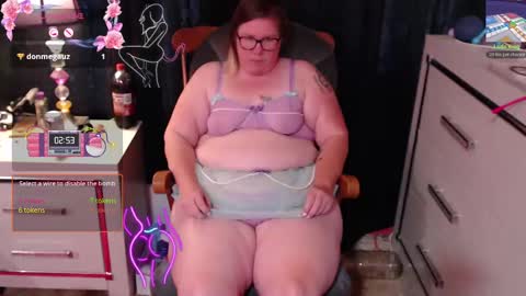 Snapshot of obsidian_playmate chatting on September 17, 2025, 2:41 pm Obsidian playmate online show from September 17, 2025, 2:41 pm