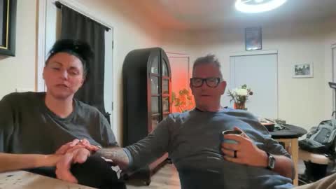 SimplyUs online show from January 15, 2026, 6:18 am