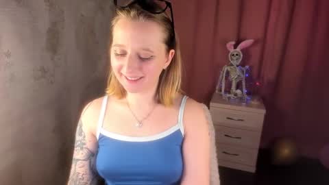 Lili 3 online show from March 18, 2026, 12:36 am