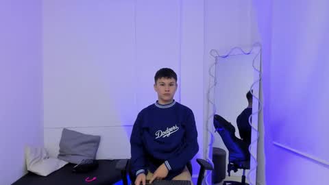 ocean_tay online show from March 9, 2025, 12:00 am