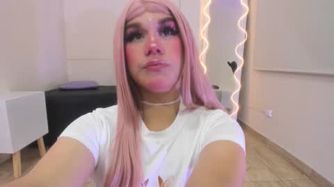 ocean_tay online show from September 30, 2025, 12:32 pm