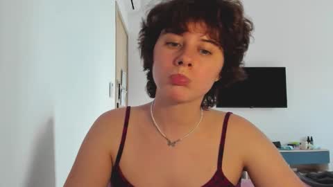 Evie online show from November 27, 2025, 9:00 am