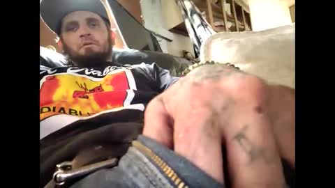 oddjuggla online show from November 16, 2025, 9:09 pm