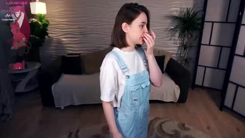 Snapshot of odellabowman chatting on February 28, 2025, 8:20 am Night Odella Bowman Julia online show from February 28, 2025, 8:20 am