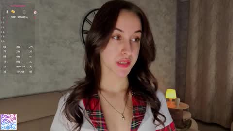 Snapshot of odelynahayne chatting on February 23, 2026, 4:10 am Elisa online show from February 23, 2026, 4:10 am