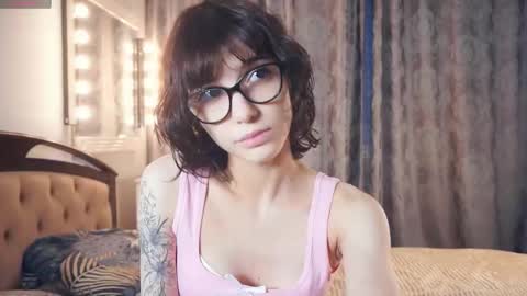 Thea online show from January 18, 2026, 5:33 am