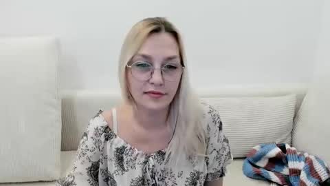 oeigesmik online show from March 28, 2026, 12:16 pm