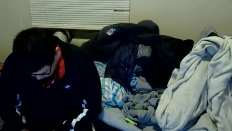 Snapshot of oflores77 chatting on December 1, 2025, 11:37 am oscar flores online show from December 1, 2025, 11:37 am