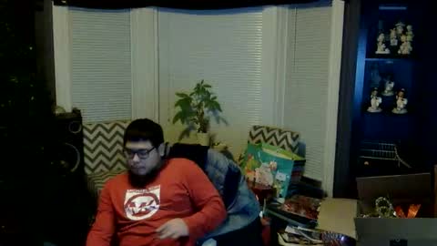 Snapshot of oflores77 chatting on January 8, 2026, 12:40 pm oscar flores online show from January 8, 2026, 12:40 pm