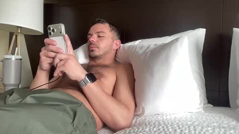 Snapshot of ofthatguy chatting on March 3, 2026, 10:04 pm ofthatguy online show from March 3, 2026, 10:04 pm