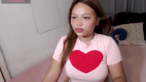 Snapshot of oh_my_lovingjoy chatting on December 21, 2025, 11:45 pm oh_my_lovingjoy online show from December 21, 2025, 11:45 pm