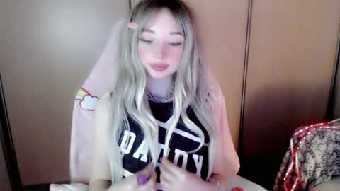 Milly online show from April 22, 2026, 3:35 pm