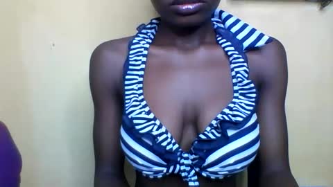 Snapshot of oh_sexyphilo chatting on October 18, 2025, 8:04 am philo bby online show from October 18, 2025, 8:04 am