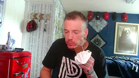 who dares  toss me some  tips lets have fun online show from September 27, 2025, 11:10 pm